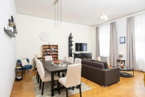 De Luxe Suite Börse by ichbucheAT